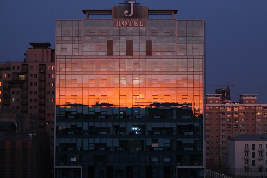 J Hotel Ulaanbaatar Exterior photo